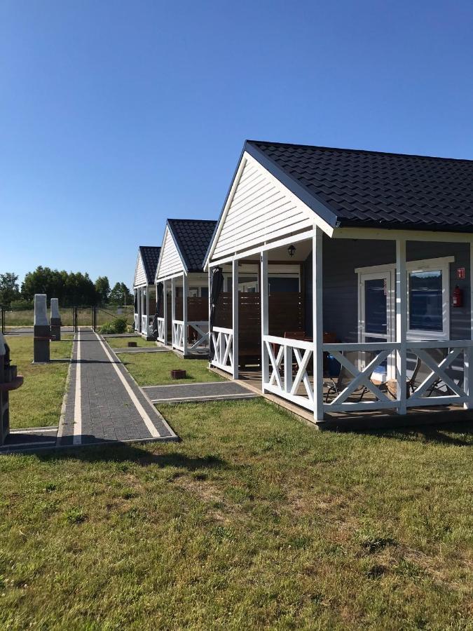 Dzika Plaza Wierzchucino Exterior photo